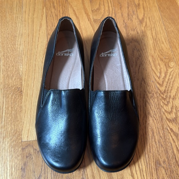 Dansko Farah Black Leather Slip On Comfort Support Classic Loafers - Picture 9 of 16